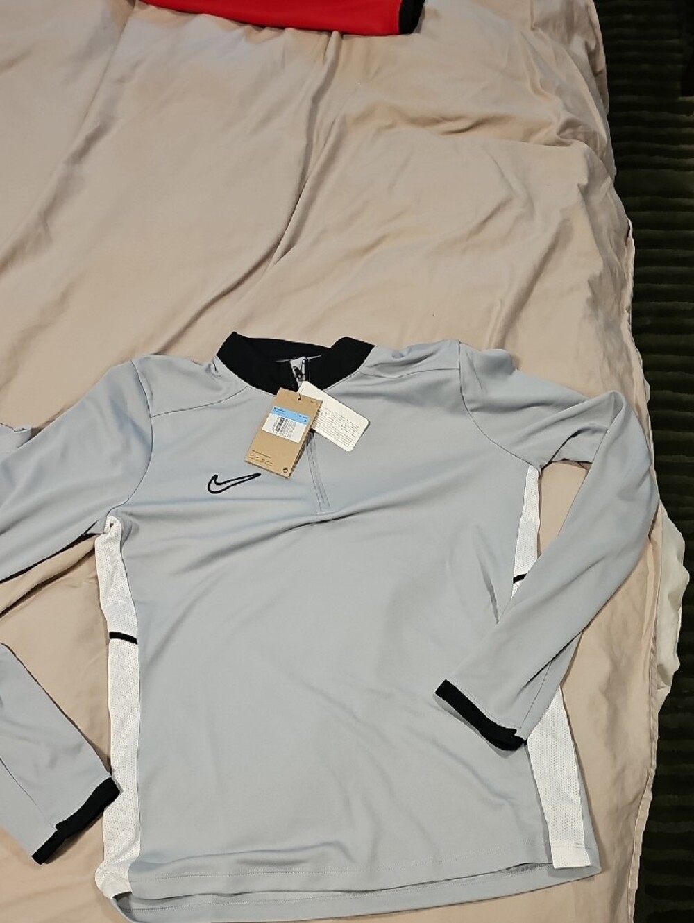 2 Womens Dri FIT Running Tops Nike NWT